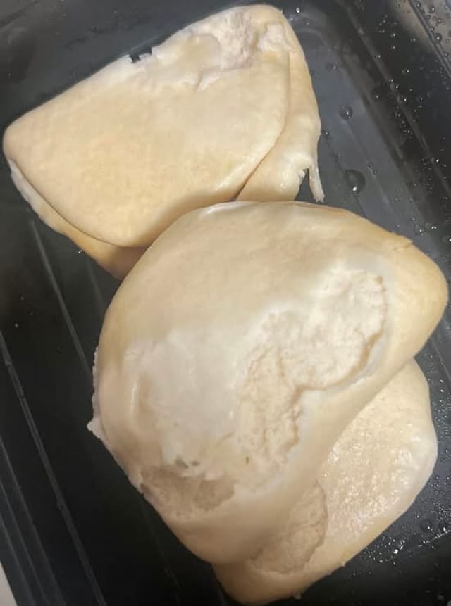 Single Plain Bun.